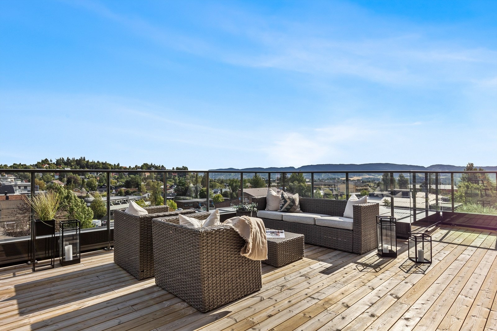 Her får du fantastiske solforhold fra tidlig morgen til sen kveld. Galleribilde