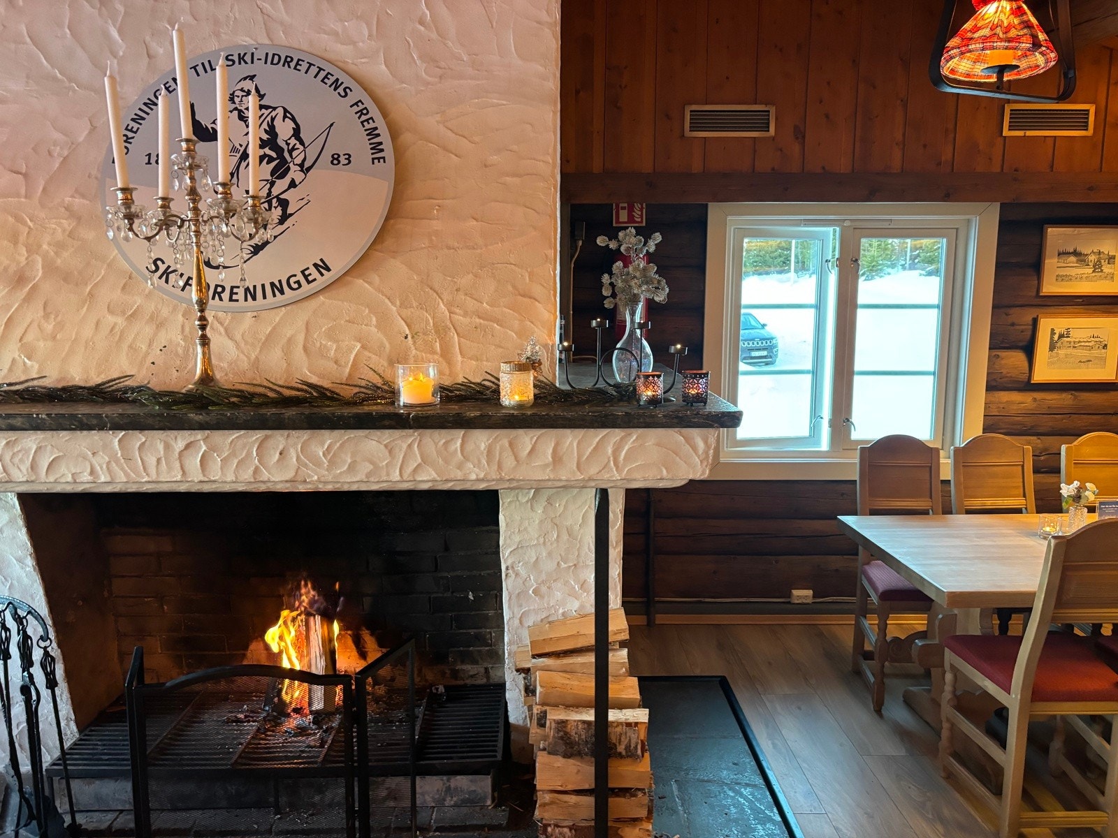 Bilder fra turdestinasjoner i nærheten, Løvlia Galleribilde