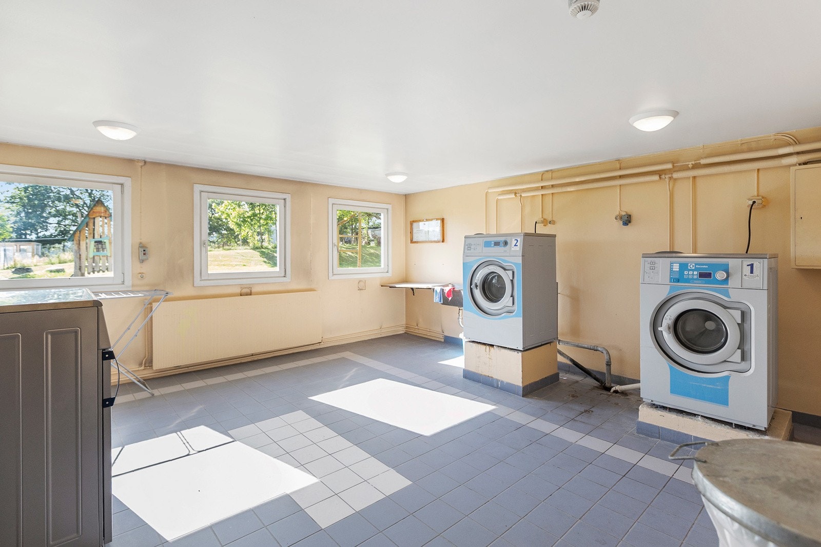 Fellesvaskeri. Galleribilde