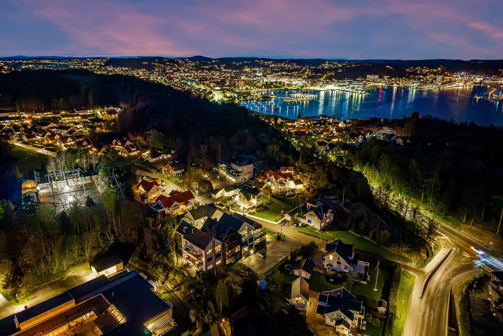 Leiligheten ligger sentralt med kort vei til sentrum Galleribilde