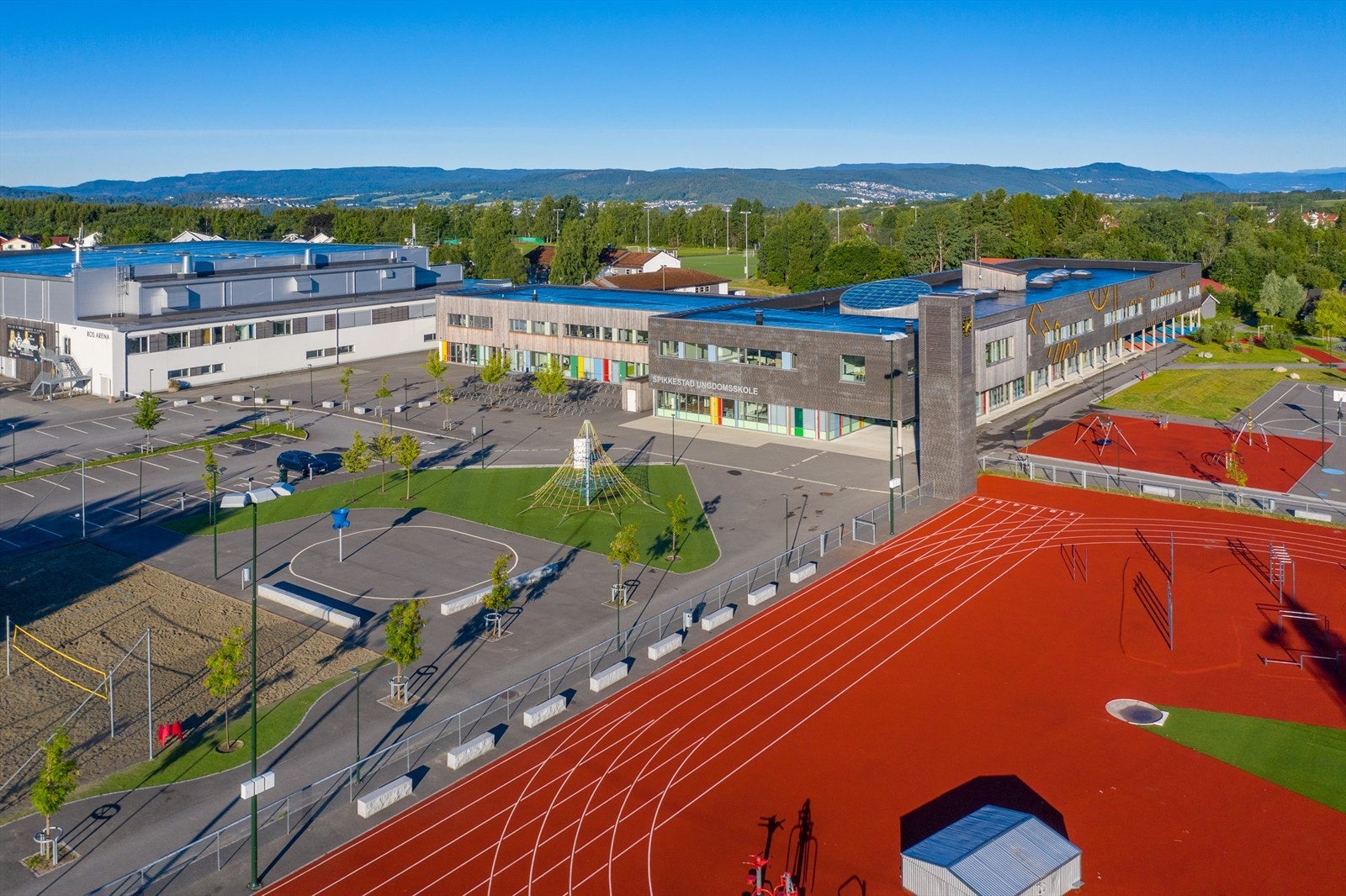 Spikkestad ungdomsskole Galleribilde