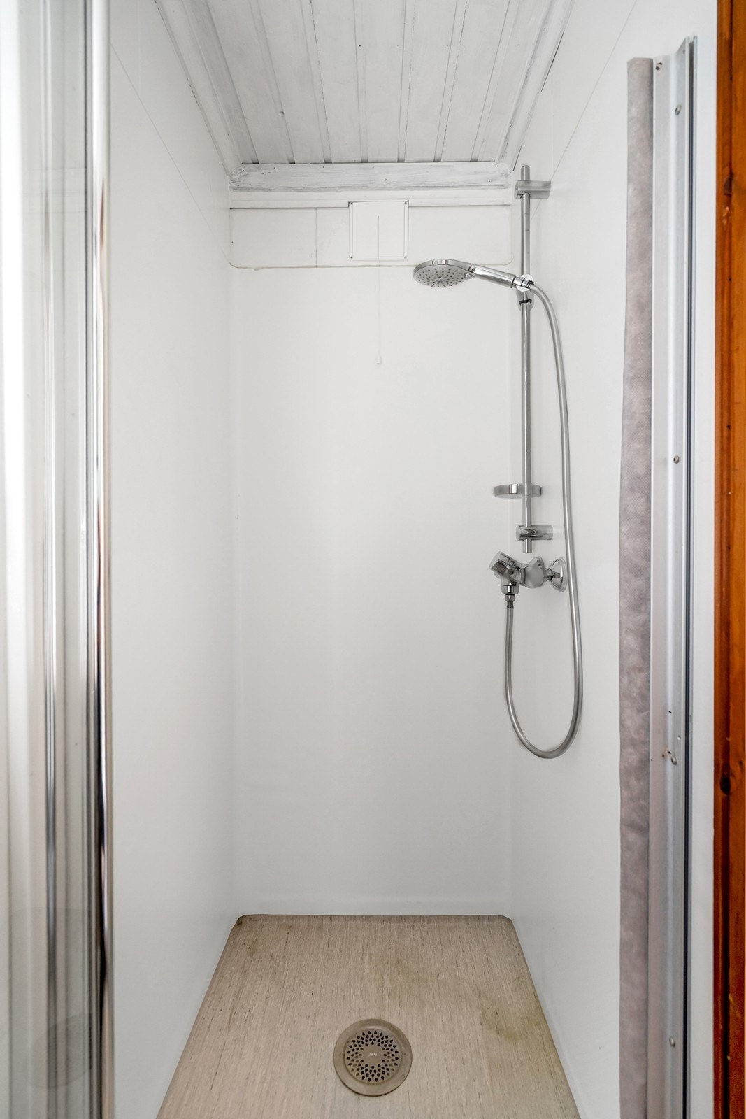 Dusjrom med dusj. Galleribilde