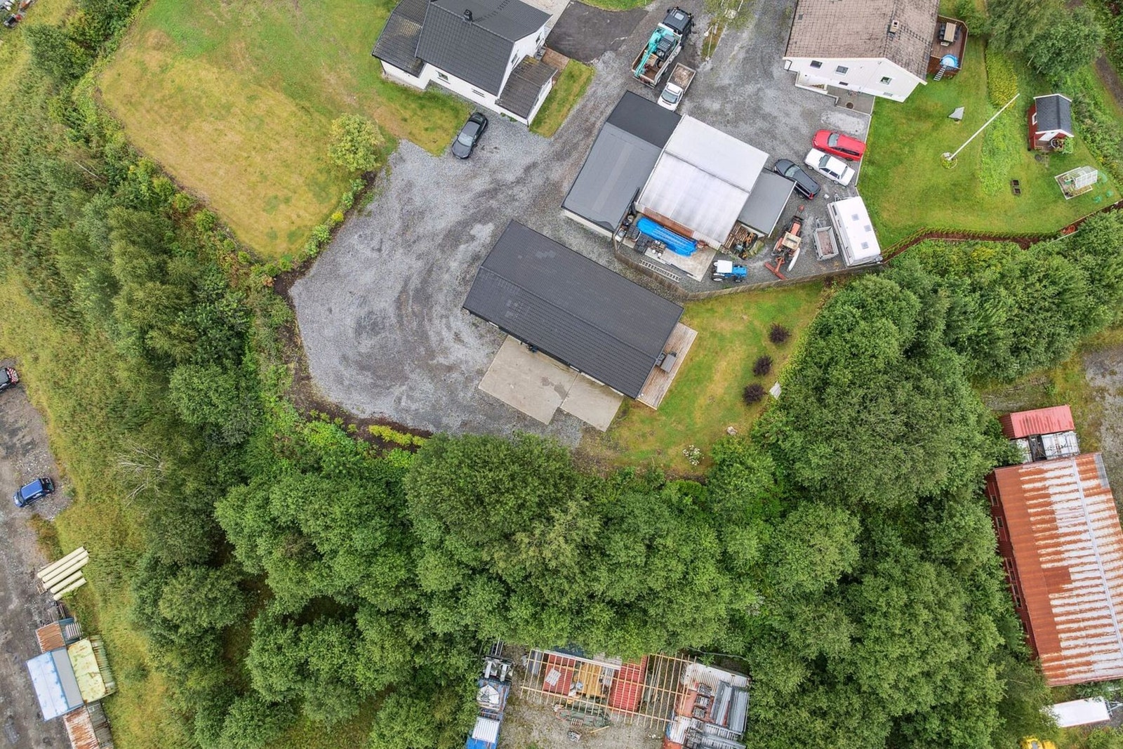 Området preges av et trygt og inkluderende bomiljø, hvor både unge og eldre trives. Galleribilde