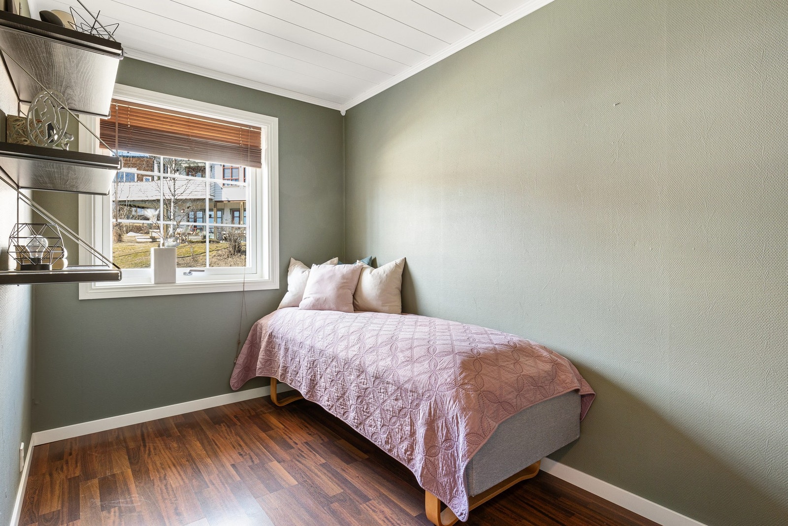 Soverom 2 hovedetasje Galleribilde