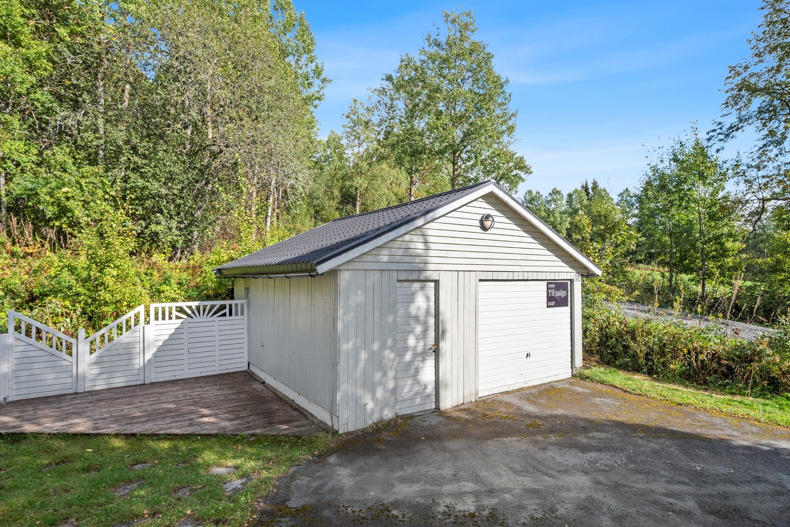 Garasje og bod. Galleribilde