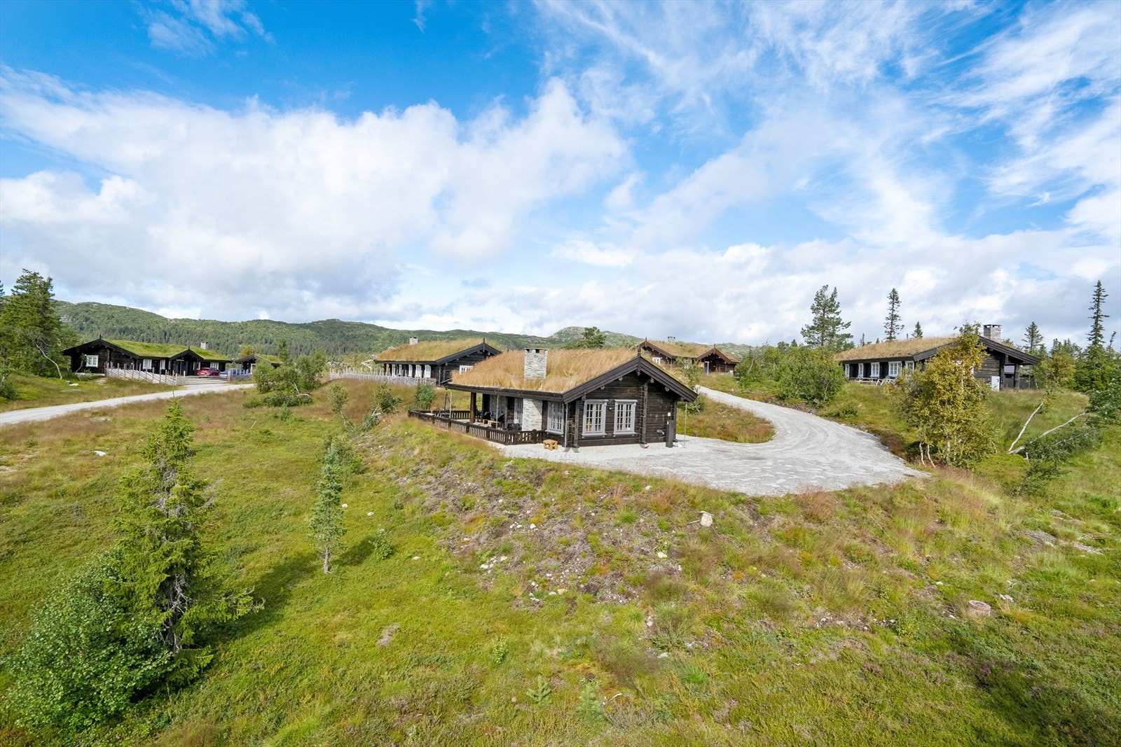 En flott hytte beliggende i et svært hyggelig hytteområde Galleribilde