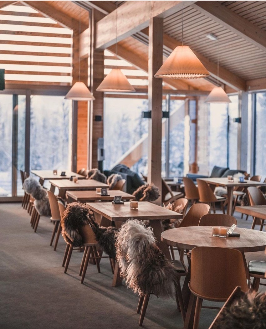 Varden Restaurant innvendig Galleribilde