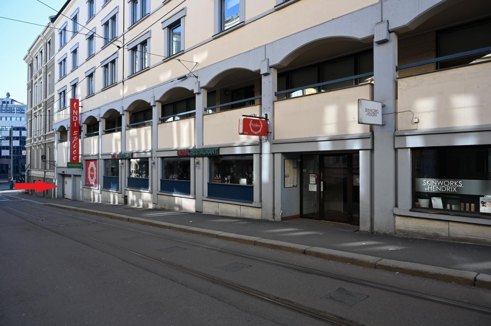 Innkjøring til garasjeanlegget fra Welhavens gate Galleribilde