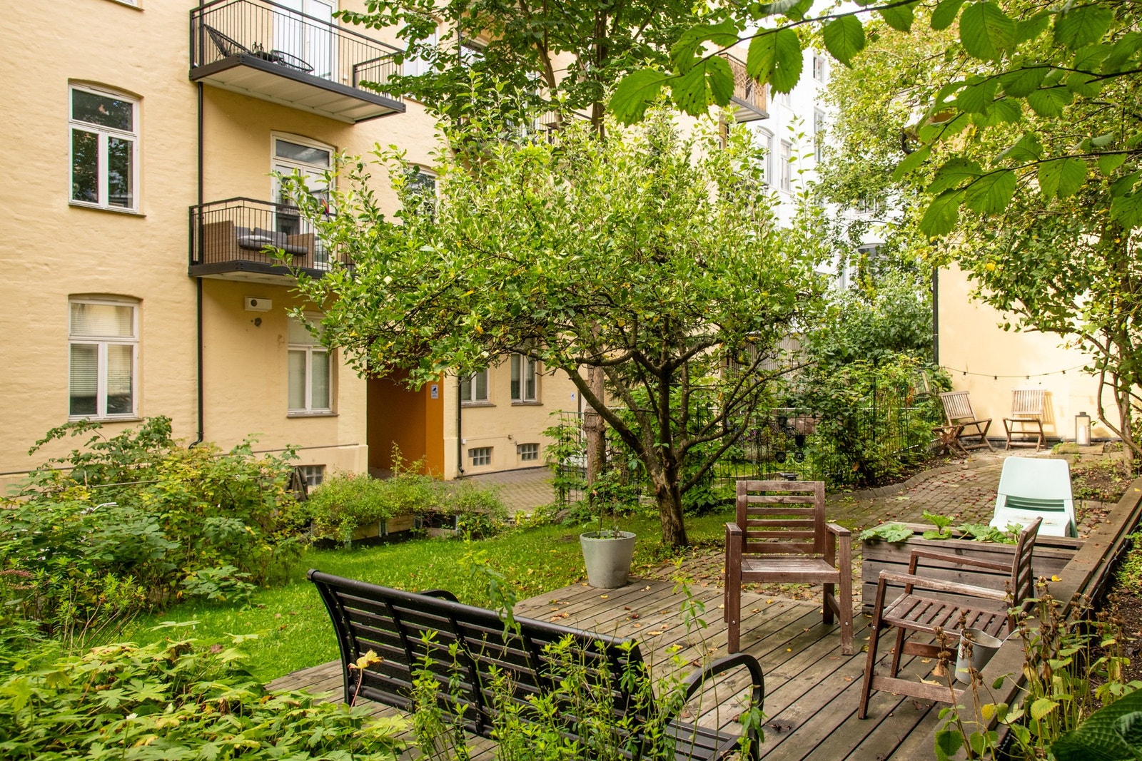 Her får du et hjem som kombinerer funksjonell planløsning med gode kvaliteter midt på attraktive Grünerløkka. Galleribilde