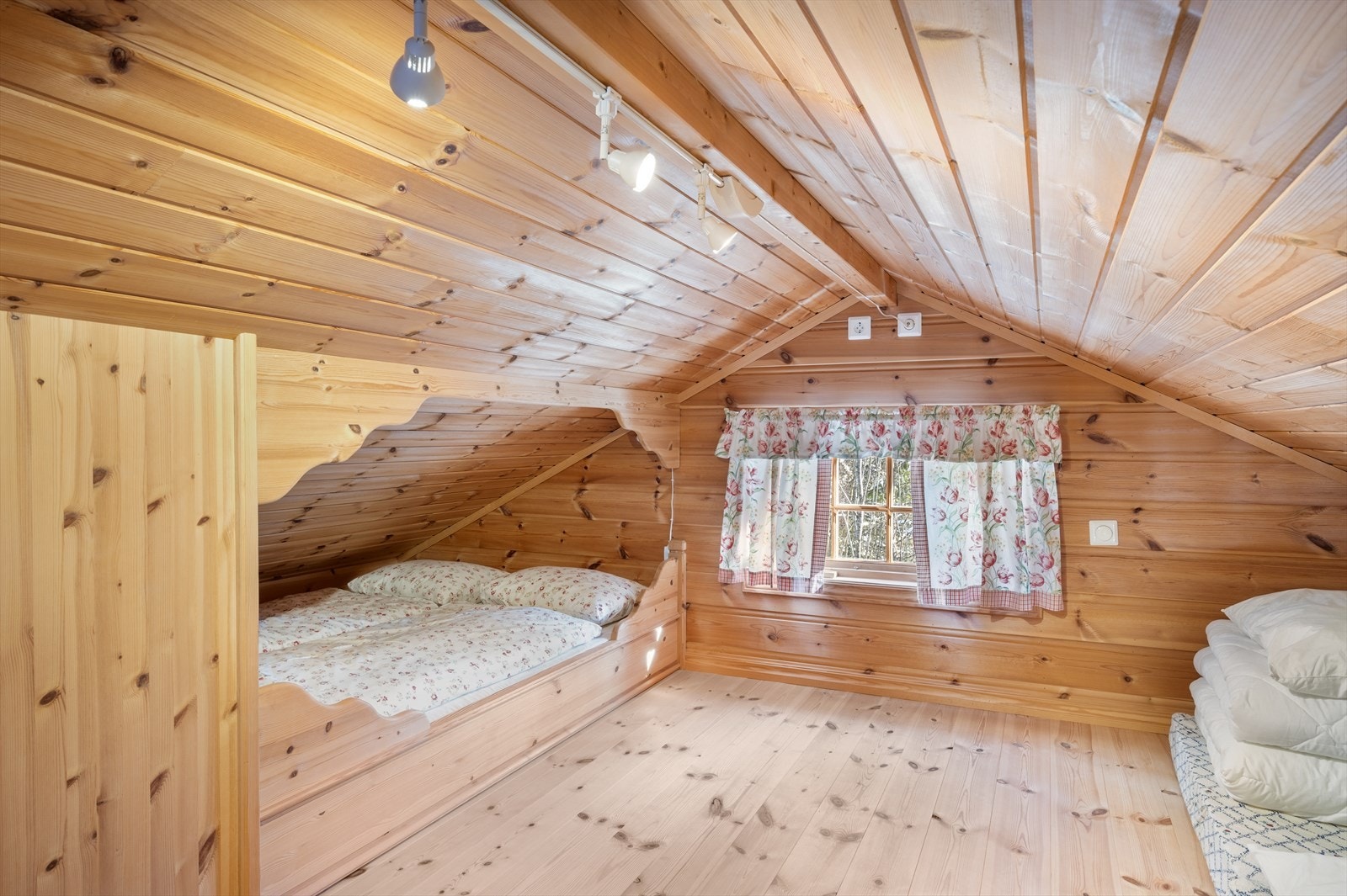 God plass til ekstra sengeplasser - praktisk for barnefamilier. Galleribilde