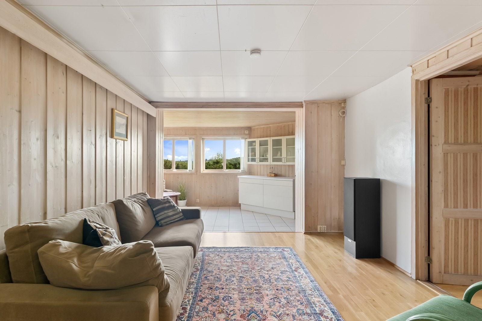 Stue i underetasjen. Galleribilde