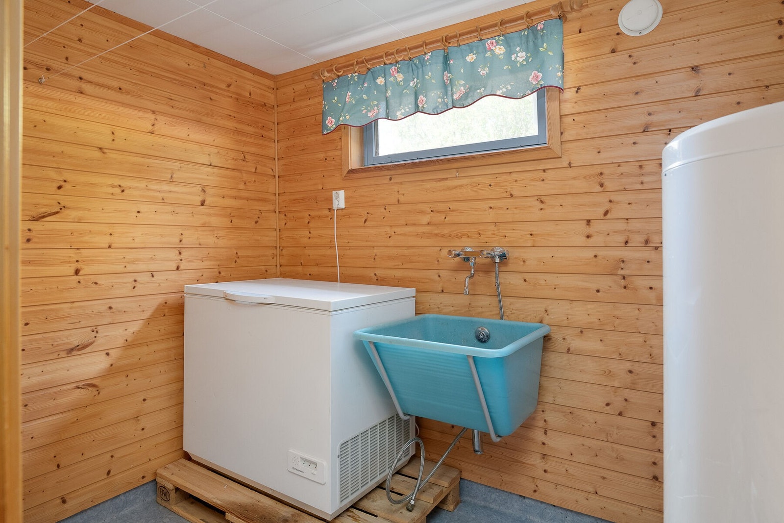 Tidligere vaskerom i kjeller Galleribilde