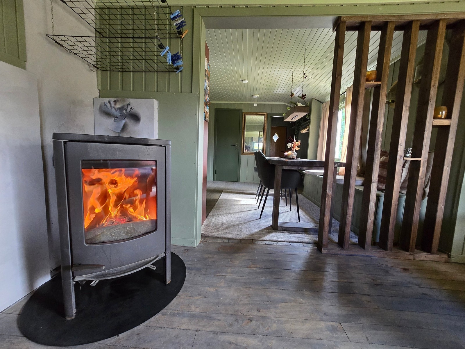 Vedovn i stue Galleribilde