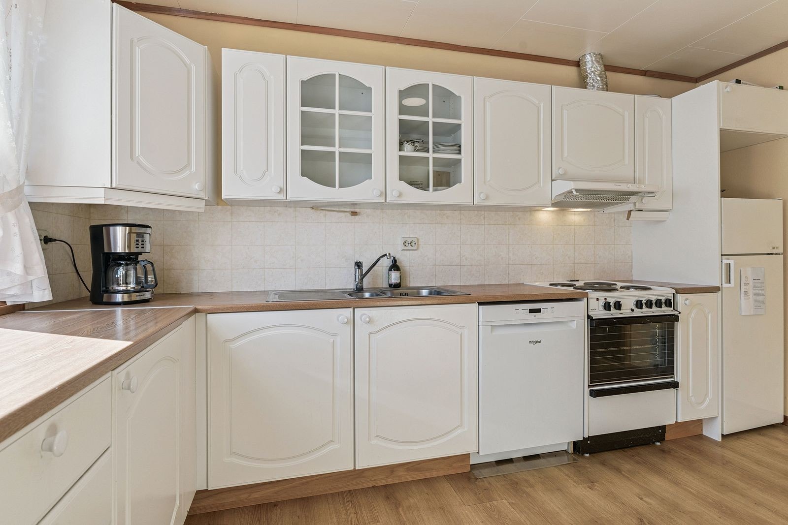 Del av kjøkkeninnredning Galleribilde