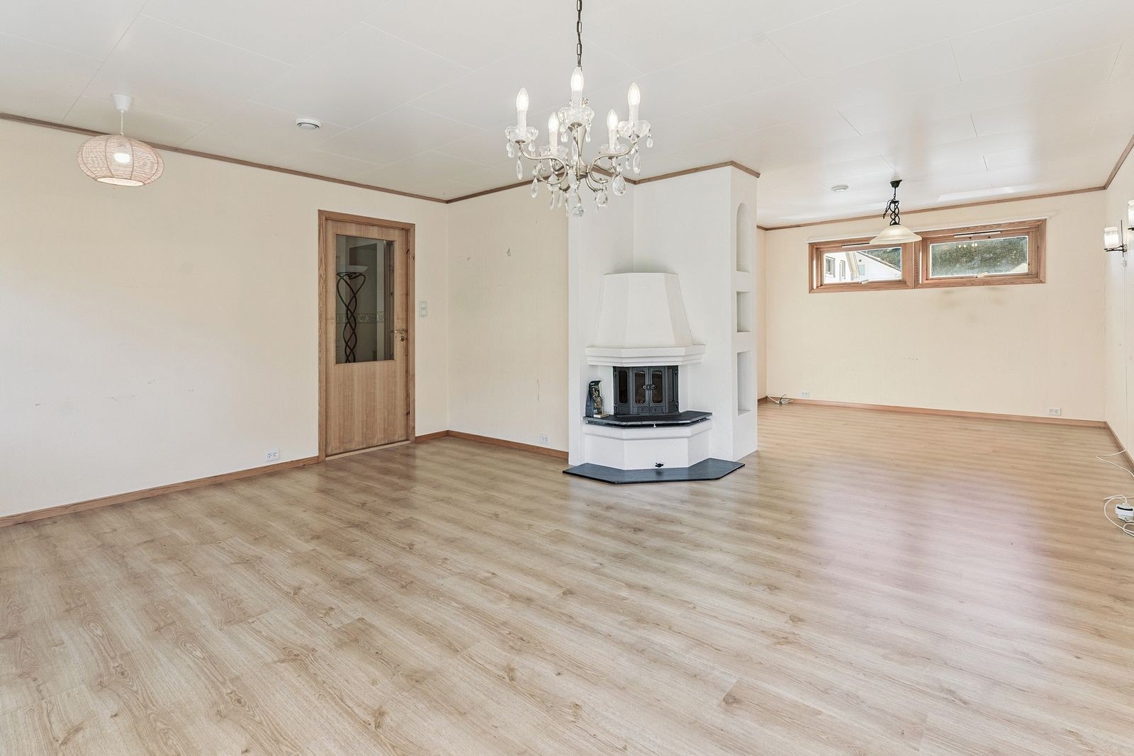 Lys og romslig stue Galleribilde