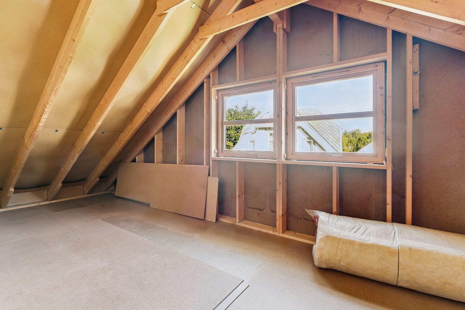 Her kan du isolere og sette opp vegg so har du eit ekstra soverom Galleribilde