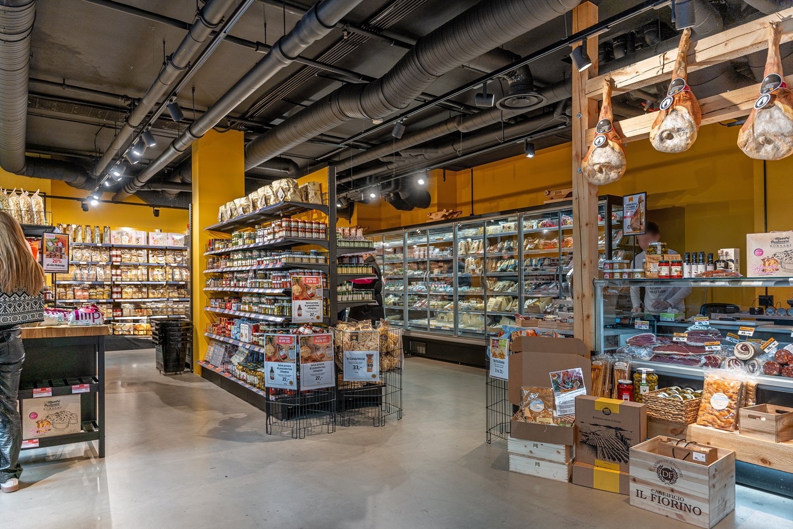 Kulinariske Smak av Italia åpnet nylig opp på Løren og kan by på et bredt utvalg av italienske kvalitetsmatvarer. Galleribilde