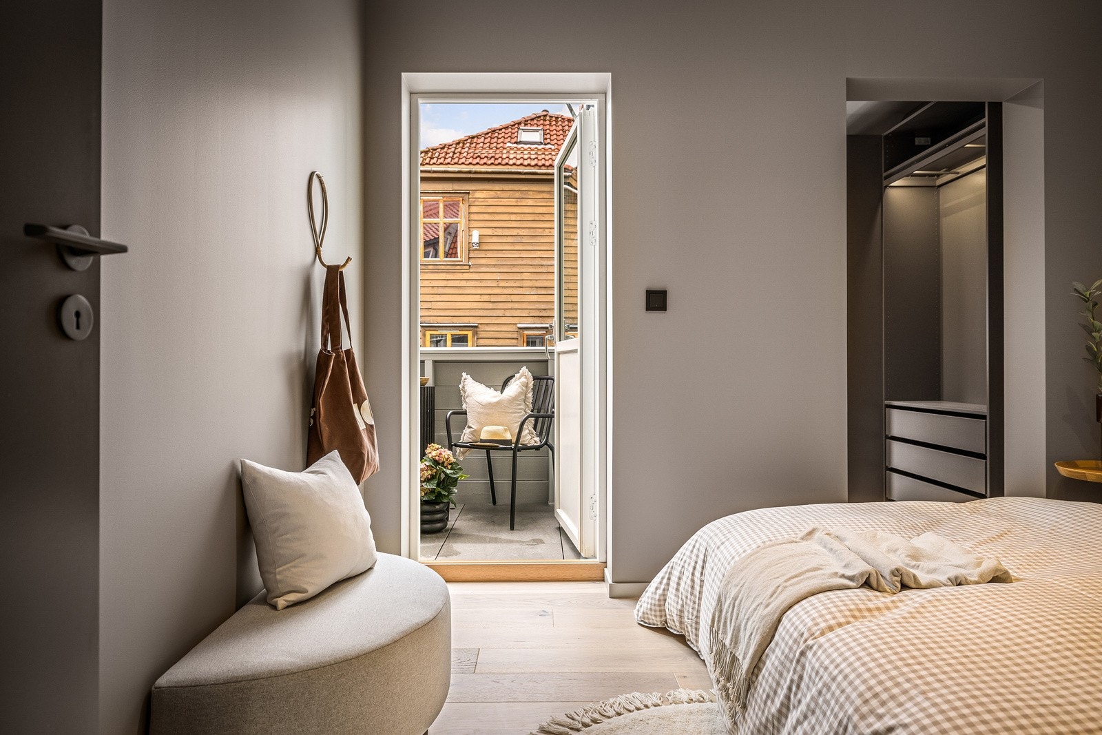 Utgang til luftebalkong Galleribilde