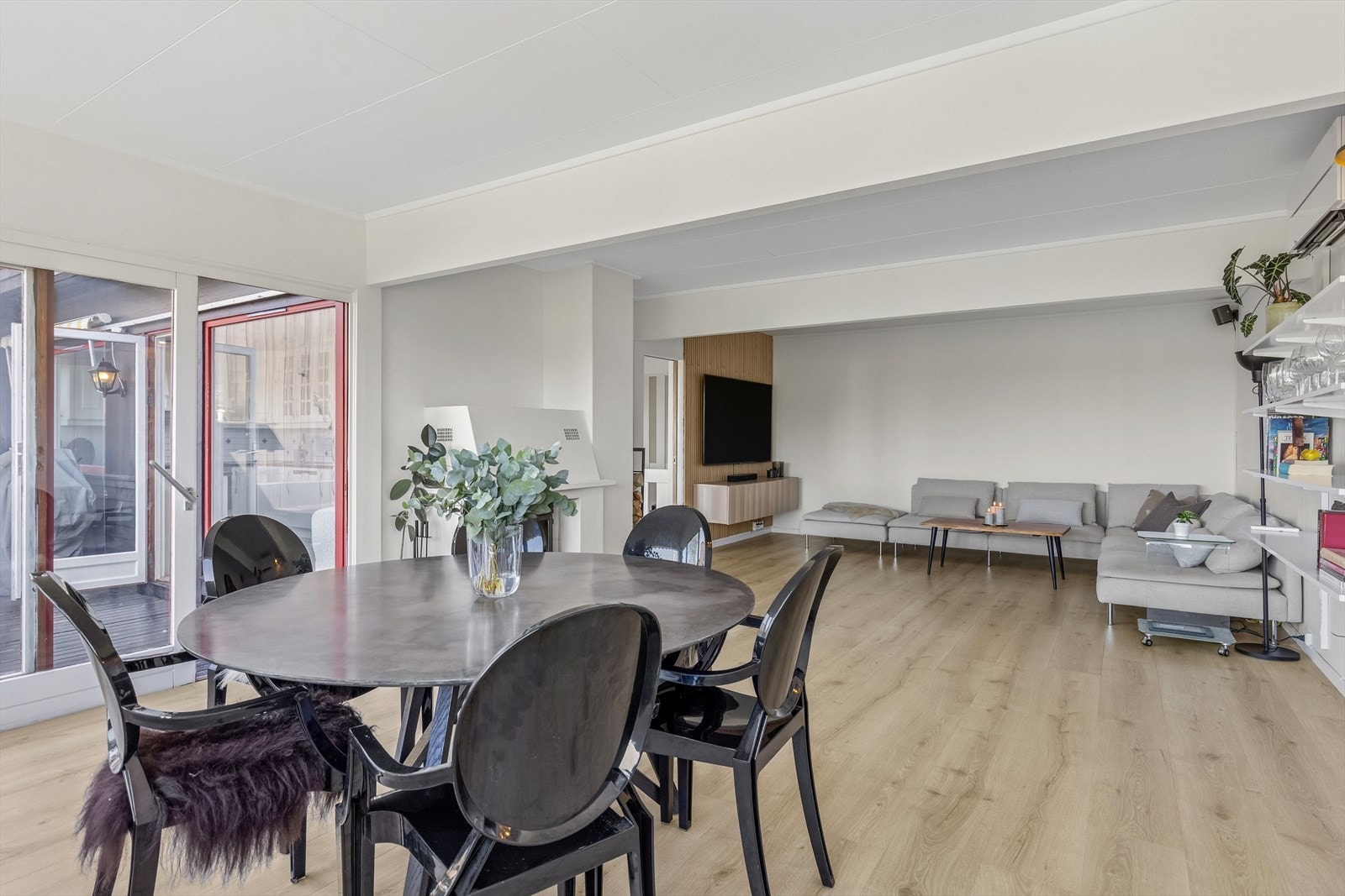 Naturlig soner for spis- og tvstue. Galleribilde