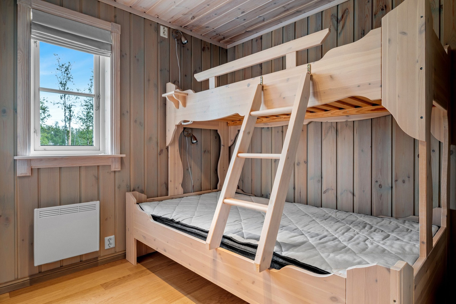 Soverom i 1. etasje på 6 kvm. Galleribilde