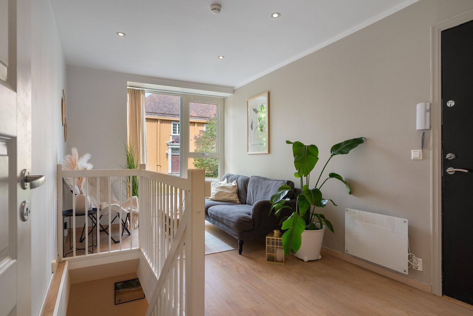 Den tiltalende stuen er målt til ca. 12 kvm. Galleribilde