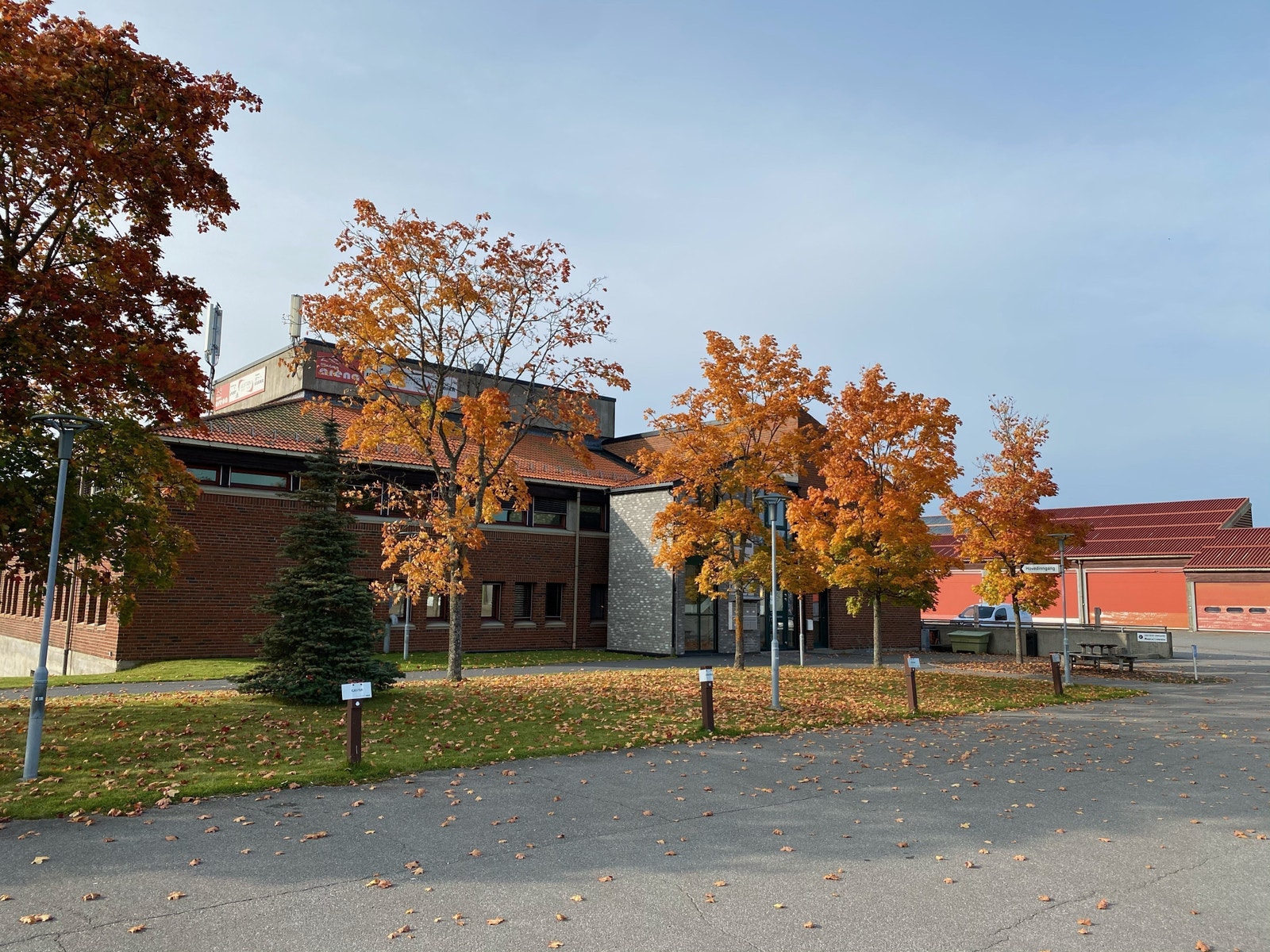 Vestbygata 55
Her har vi ledig kontorlokaler og lager Galleribilde