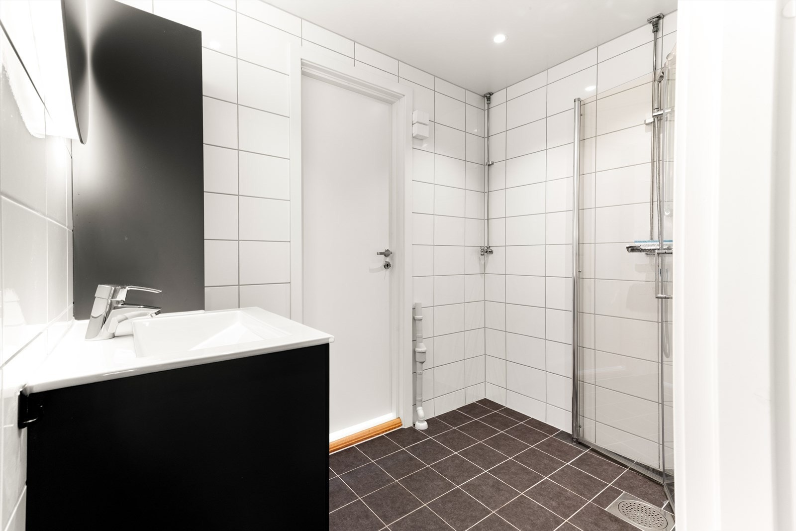 Baderommet ble pusset opp i regi av borettslaget i 2019. Galleribilde