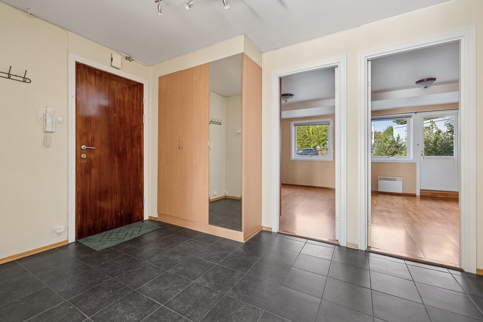 Gang med oppbevaring Galleribilde