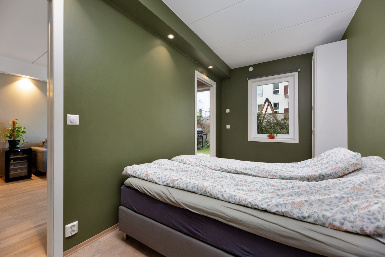 Luftig og fint soverom av god størrelse. Galleribilde