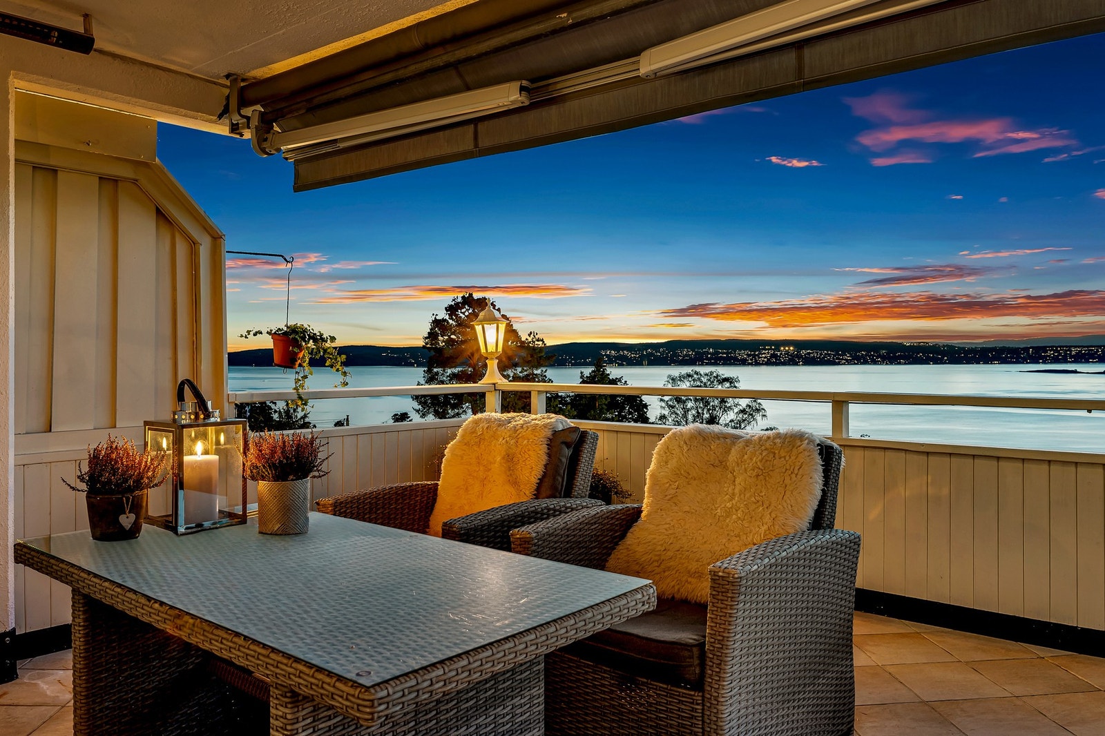 Bjørn-Erik Braaten i PrivatMegleren ønsker velkommen til Solveien 142J Galleribilde