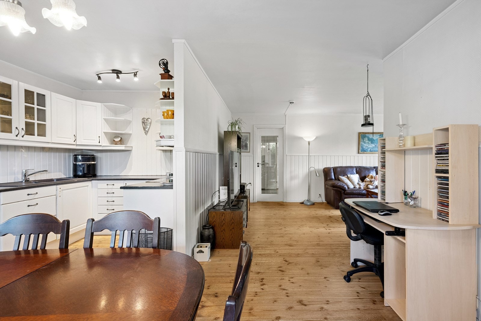 Kjøkken/stue. Galleribilde