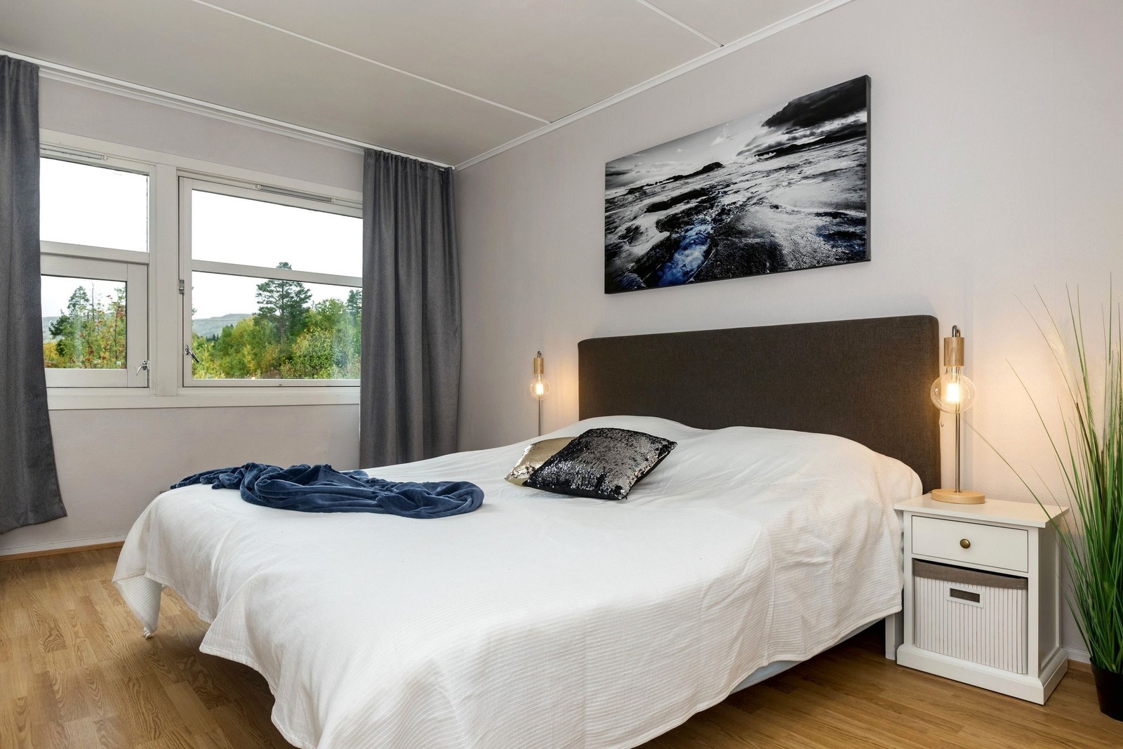 Hovedsoverom med tilgang til eget bad. Galleribilde