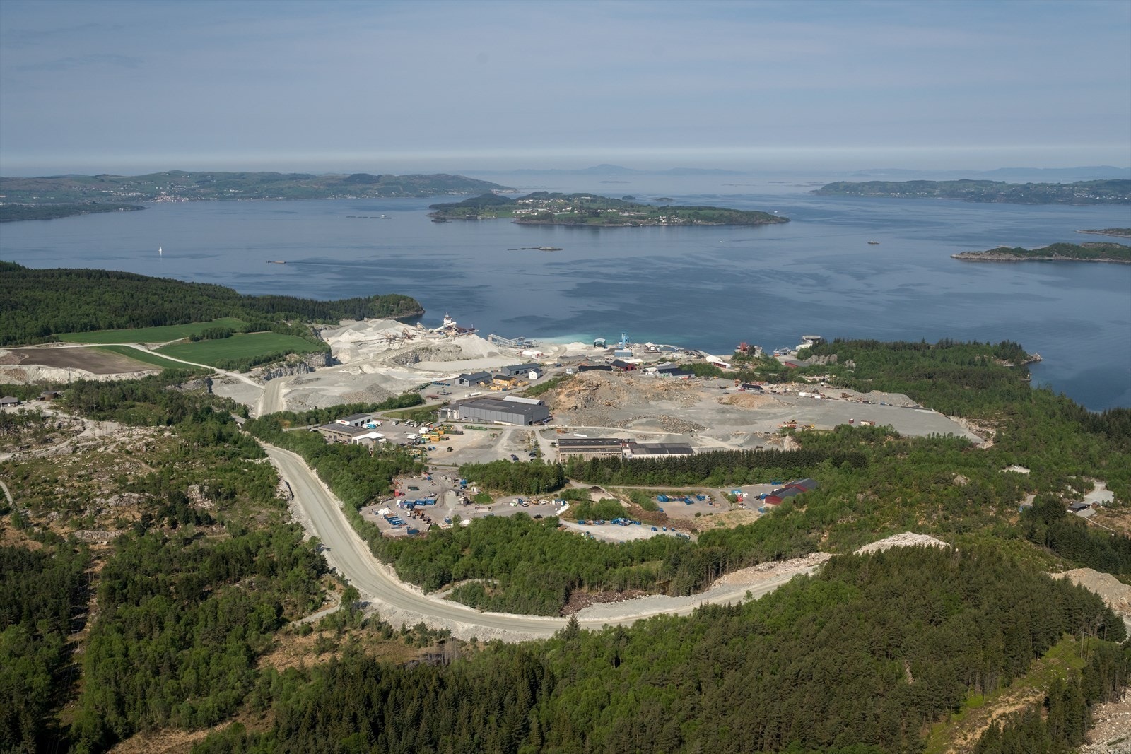 Helistills_Mai2016_Nordmarka_Tau_03.jpg Galleribilde