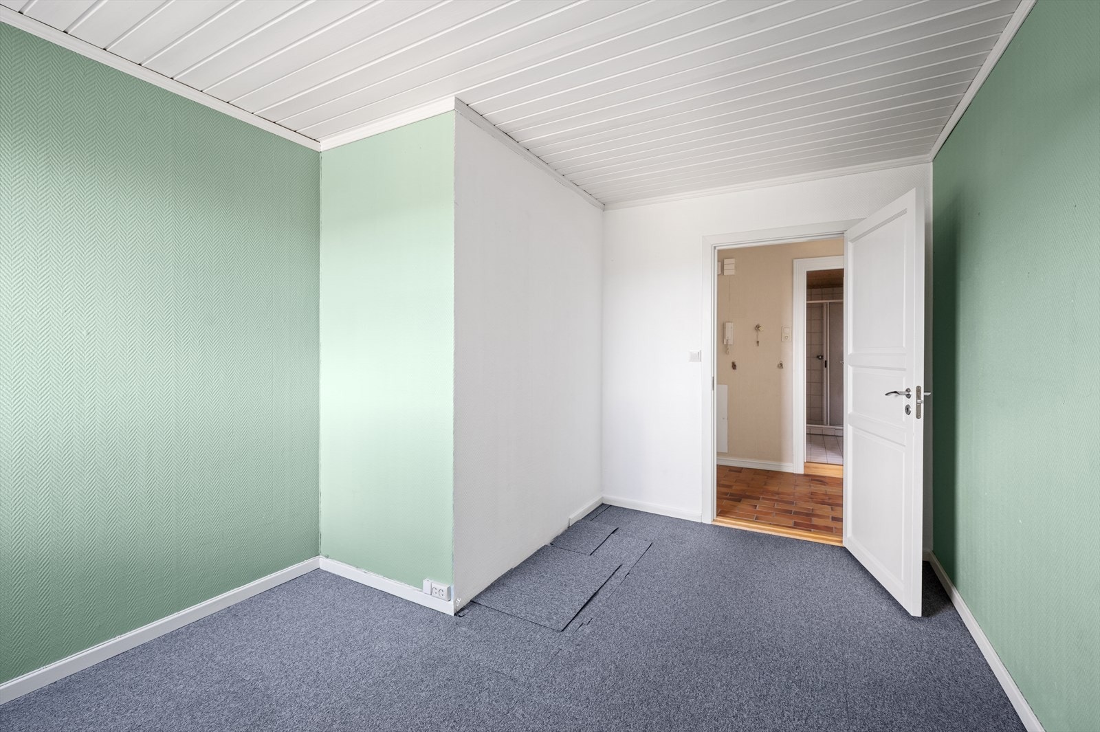Begge rommene har også rom for garderobeskap. Galleribilde