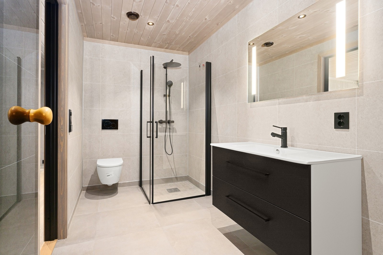 Bad i underetasjen Galleribilde