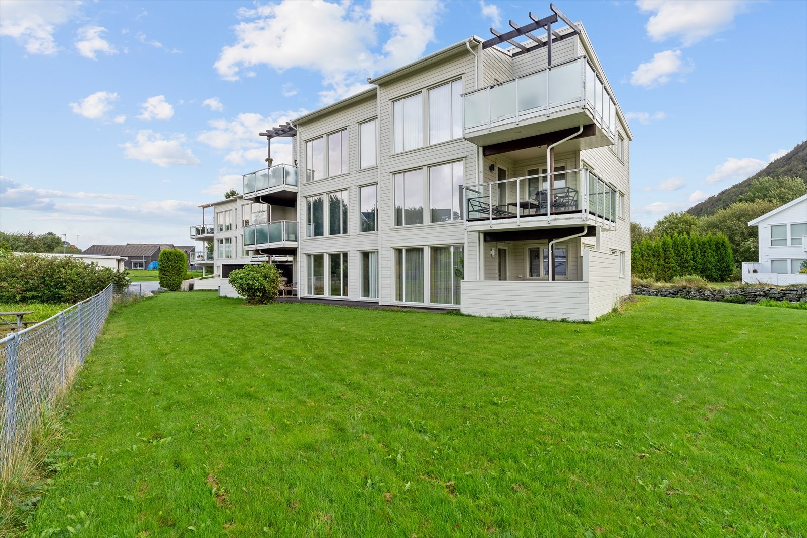 EiendomsMegler 1 v/Jorunn Riise presenterer Håvasteinhagane 33 Galleribilde