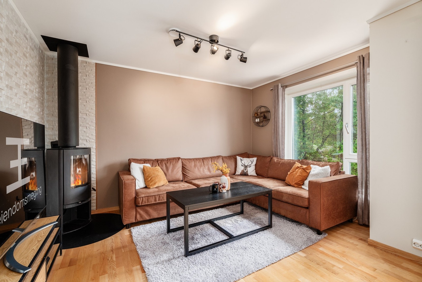 Praktisk hjørne godt egnet som sofakrok Galleribilde