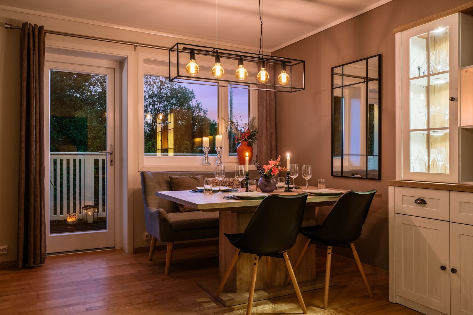 Stemningsbilde kveld Galleribilde