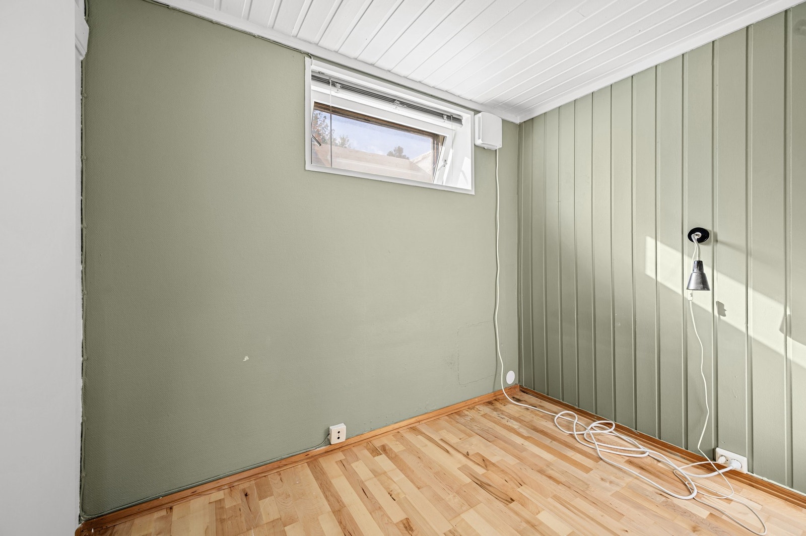 soverom i sokkel. Galleribilde