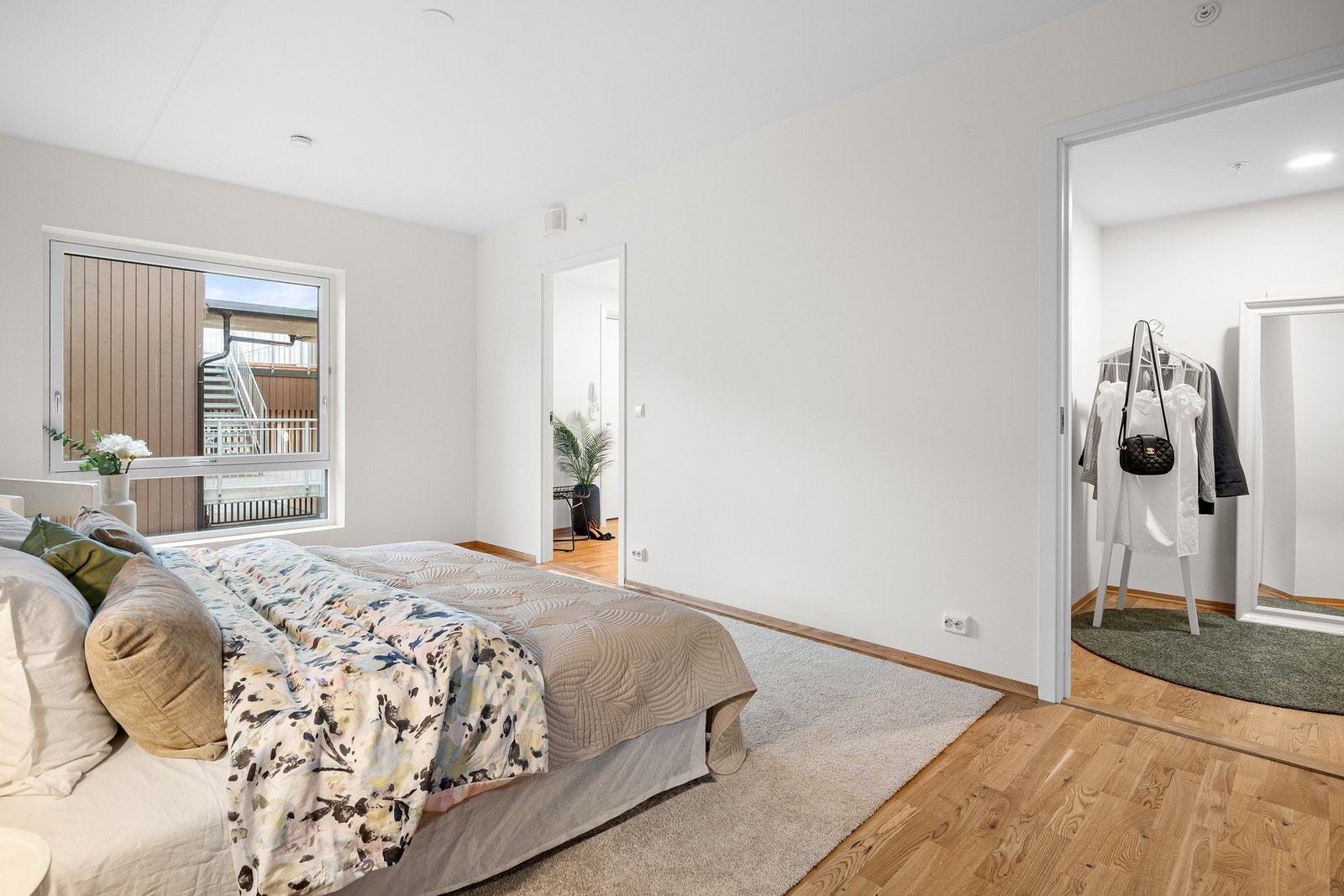 Soverom med tilhørende bod/ walk in. Galleribilde