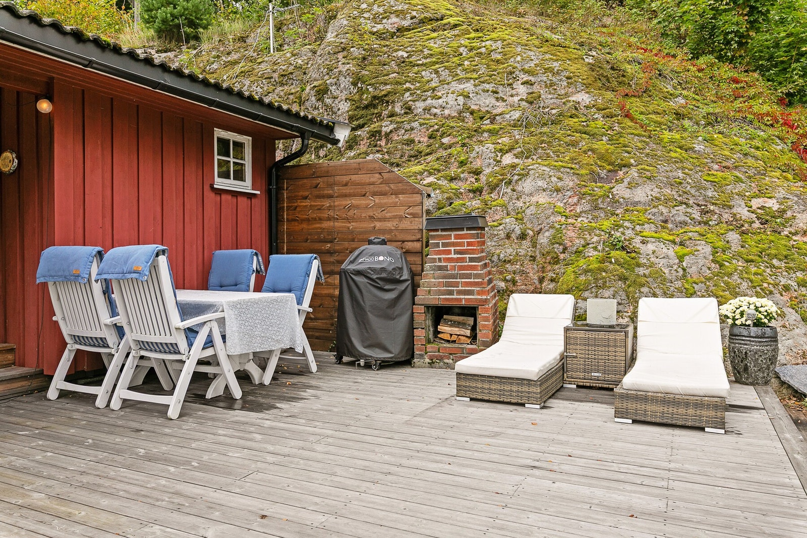 Hyggelig mursteinspeis som gir ekstra kos på kveldene. Galleribilde