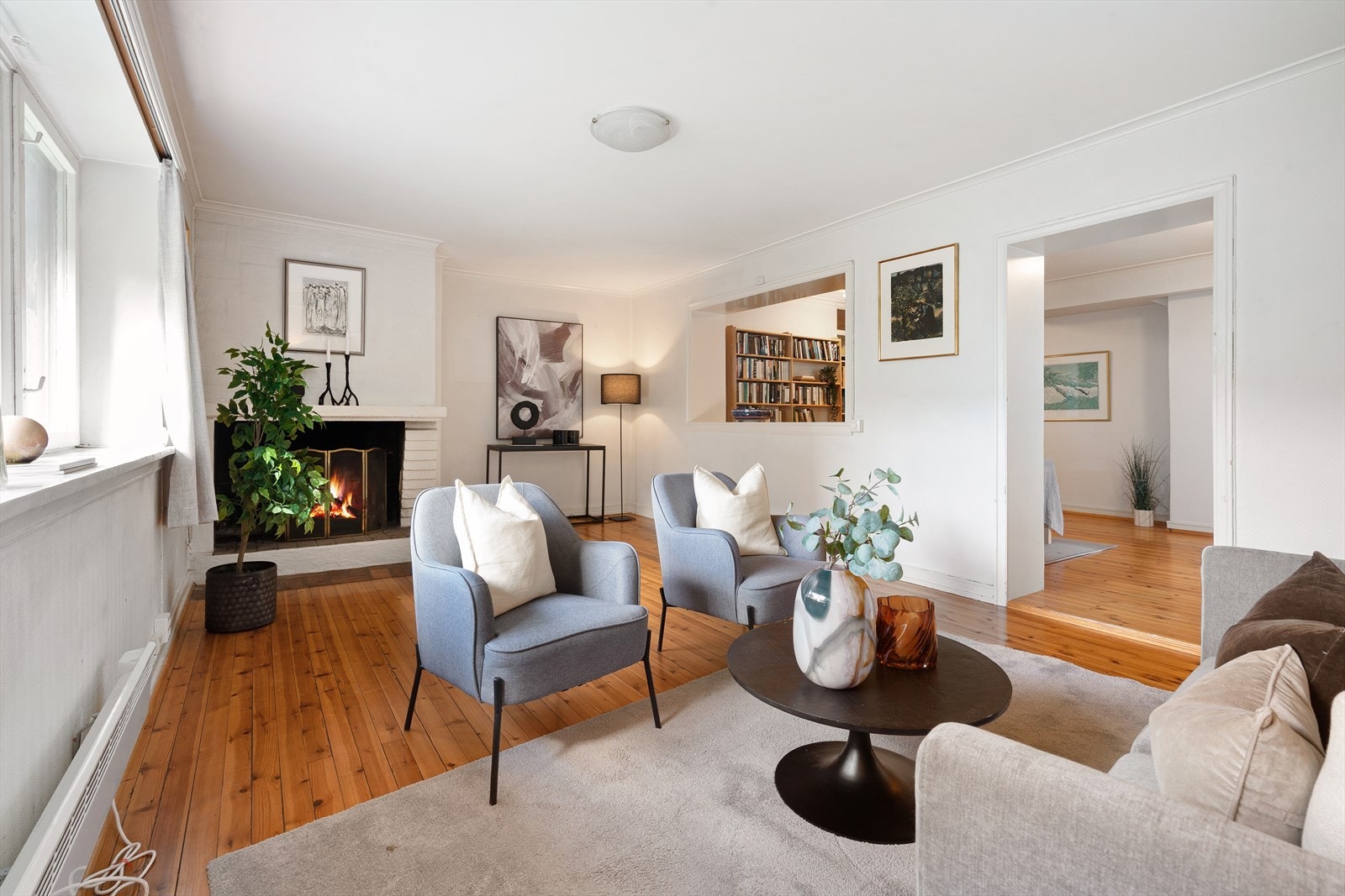 En herlig og koselig peis - perfekt for kjølige høstkvelder. Galleribilde