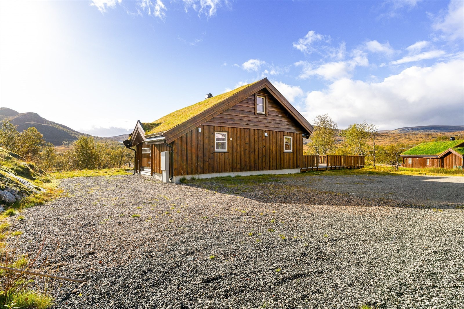 Meget god plass til parkering. Galleribilde