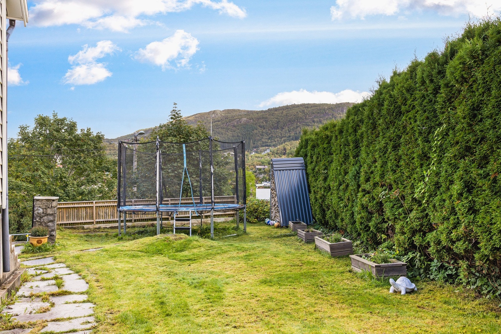 Her er det plass til både lek og late dager i sola. Galleribilde