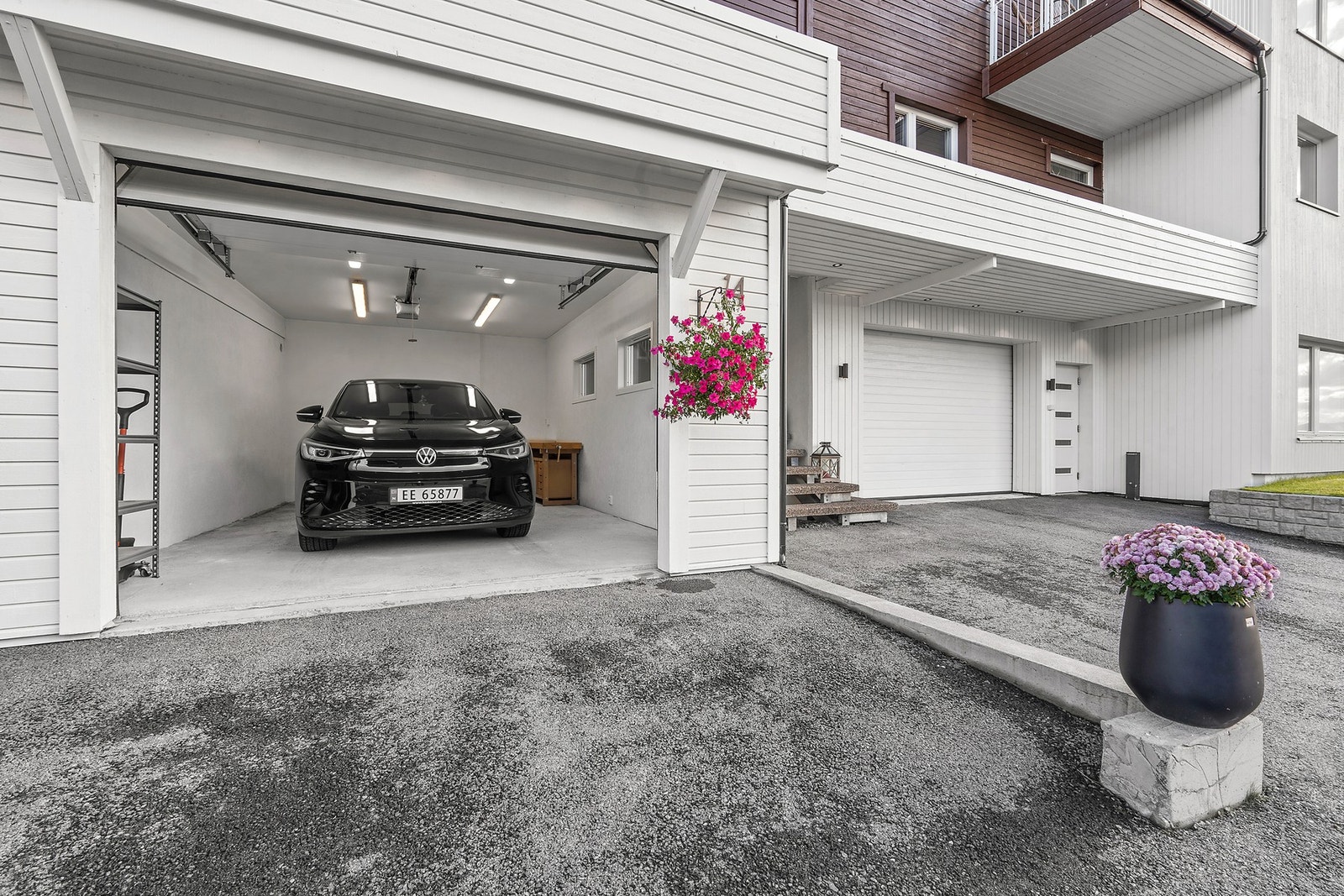 Garasje nr 2 Galleribilde