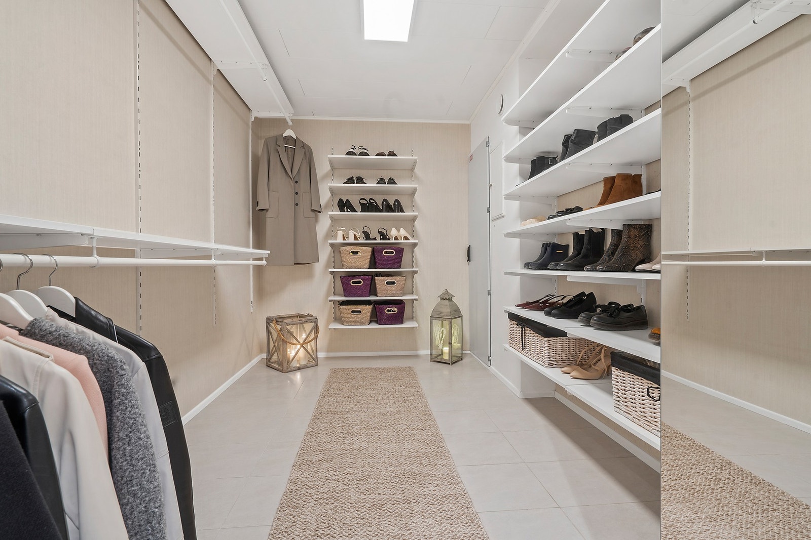 Garderobe i tilknytning vindfang Galleribilde