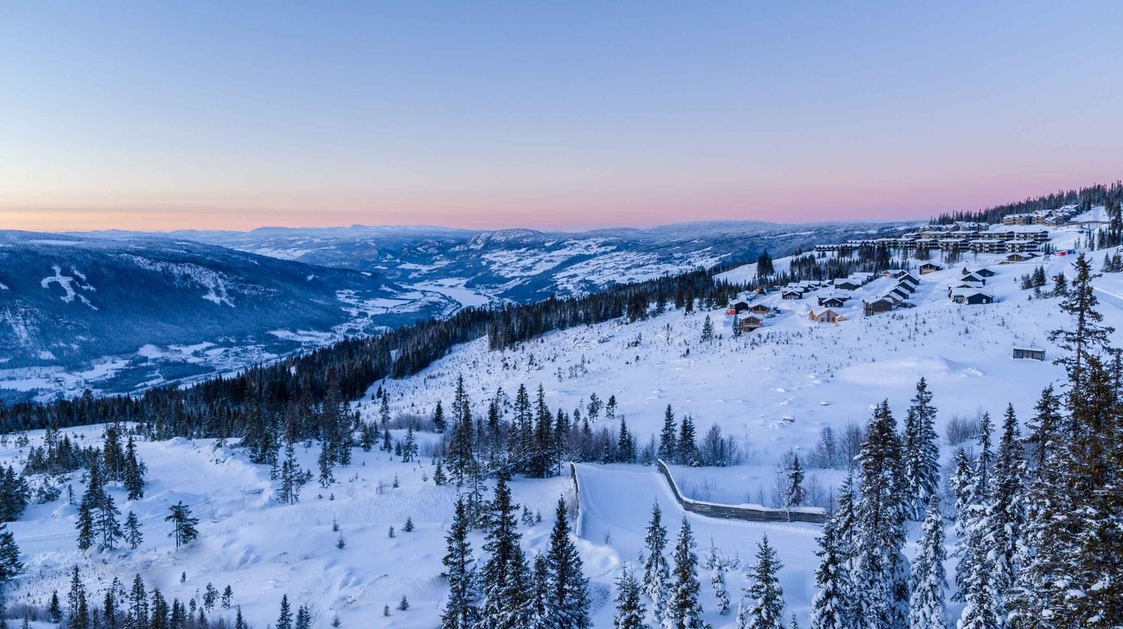 Kveldslys i januar Galleribilde