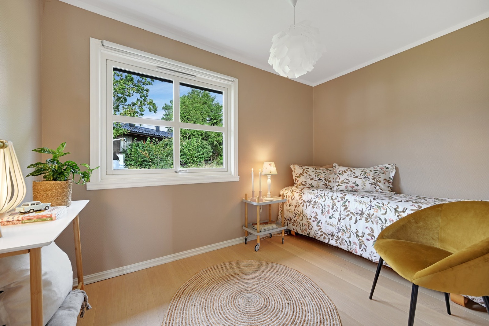 Soverom II hovedetasje Galleribilde