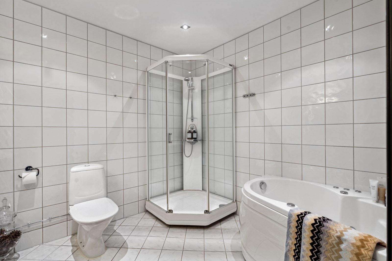 15_baderom_3.jpg Galleribilde