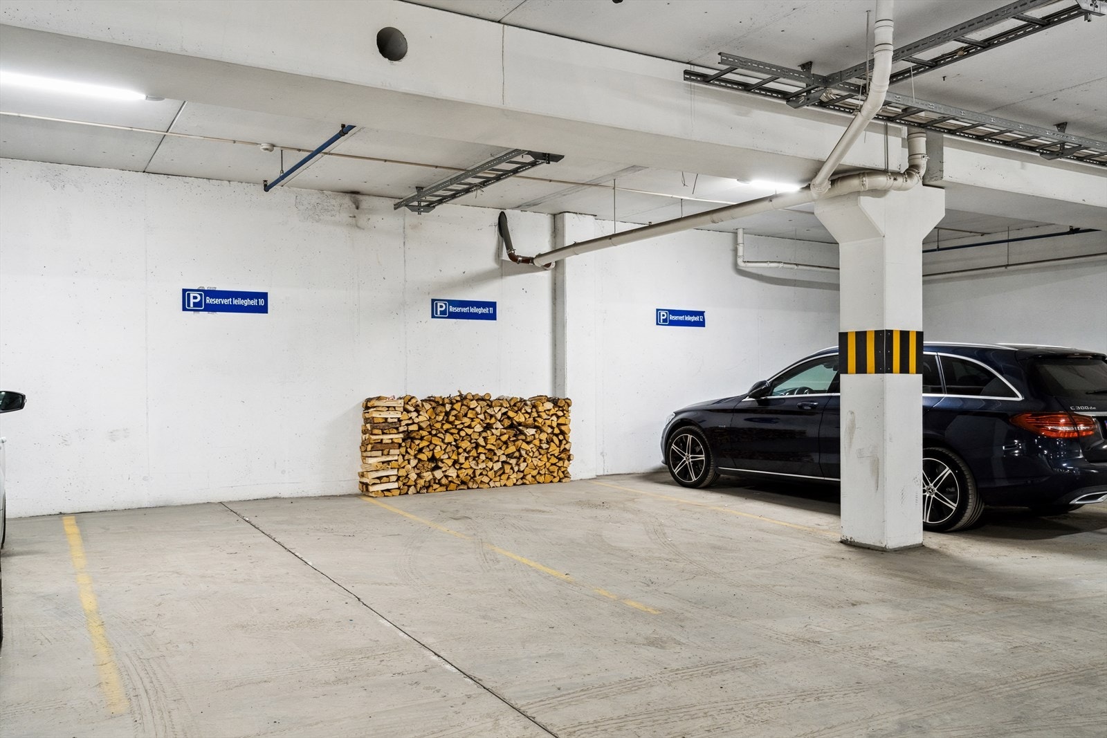 27_garasje_1.jpg Galleribilde